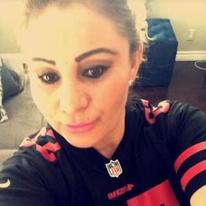 Meet your Posher, Elaine